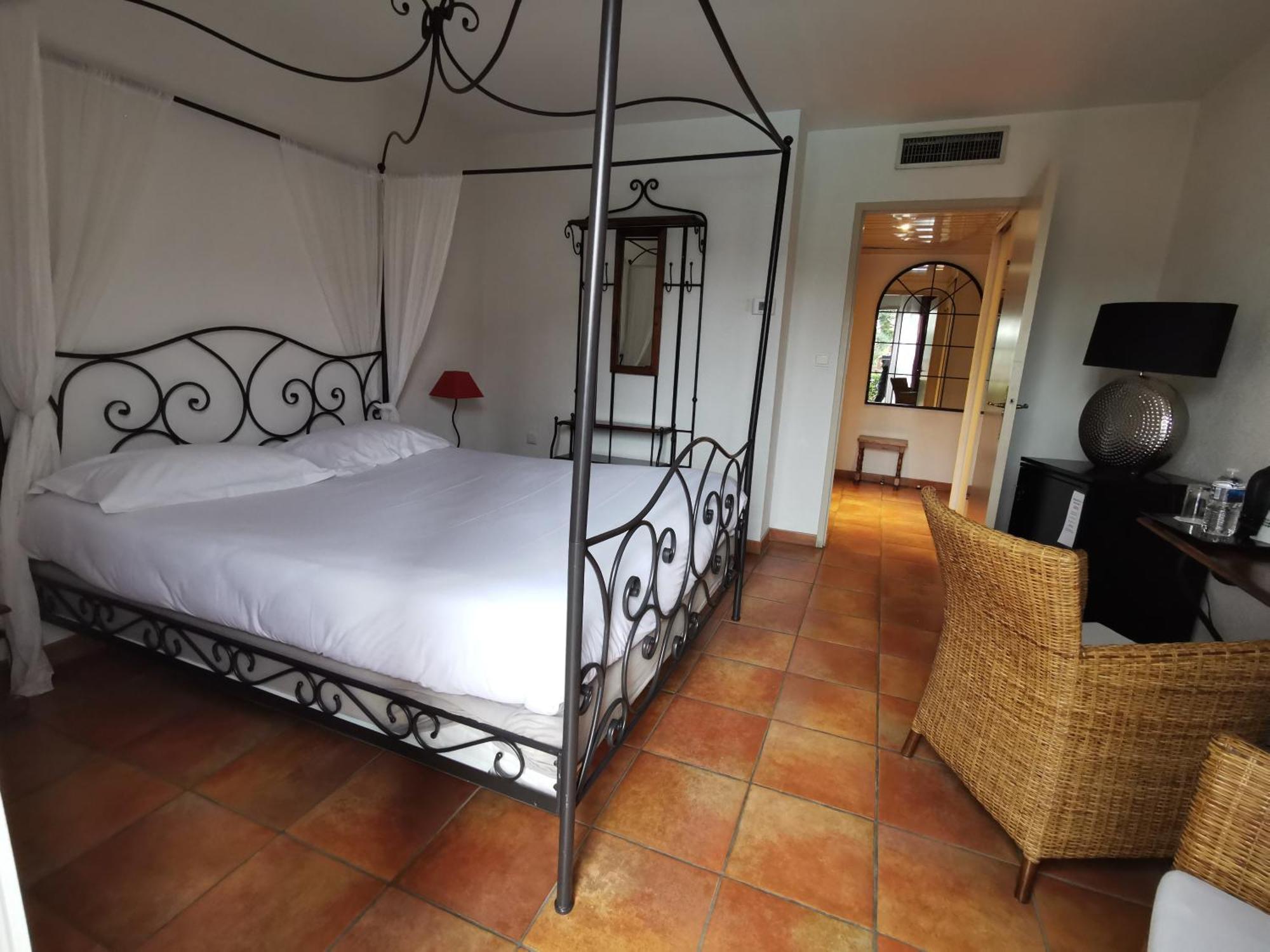 Best Western L'Orangerie Нім Екстер'єр фото