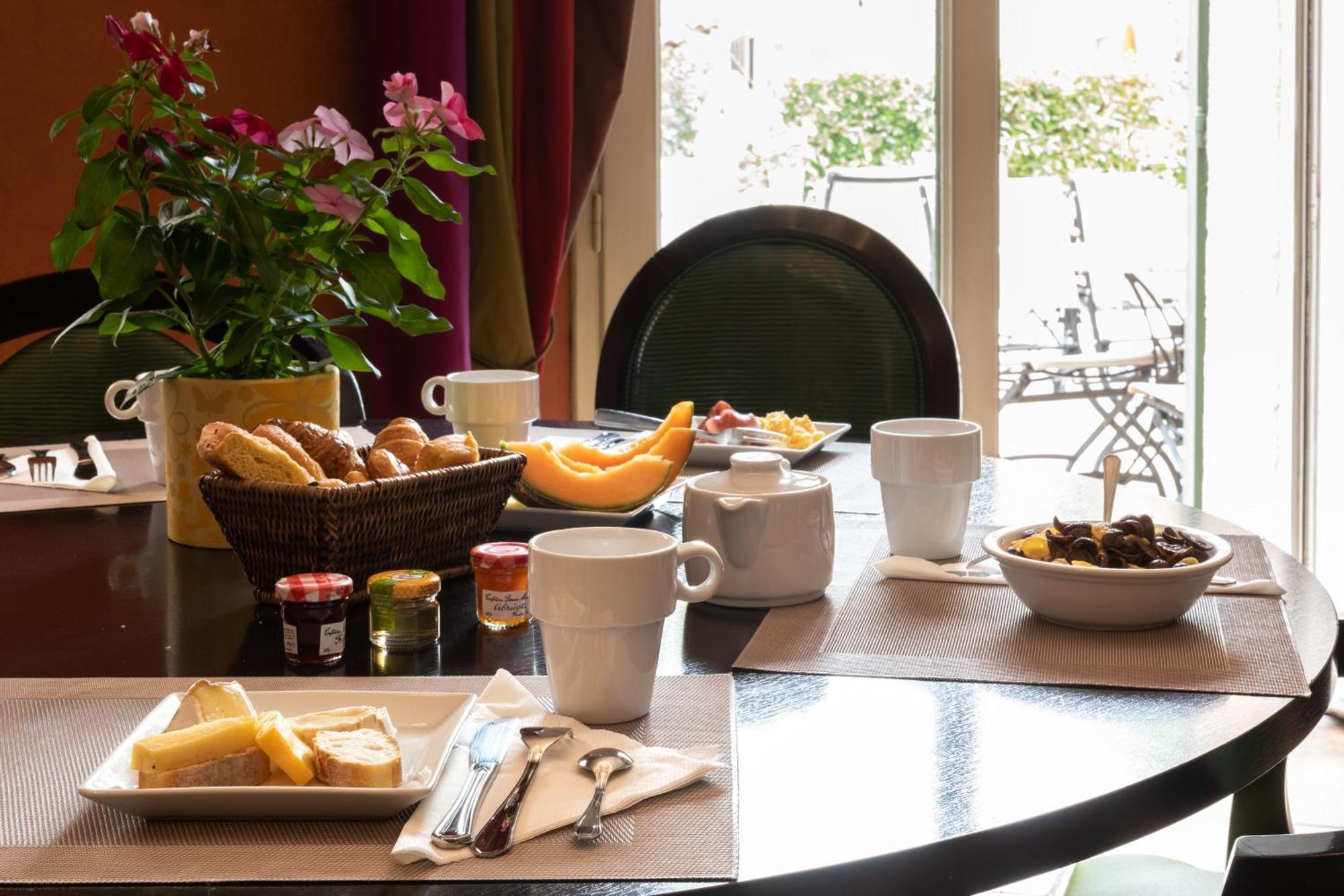 Best Western L'Orangerie Нім Екстер'єр фото
